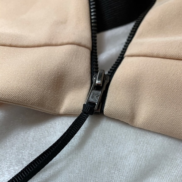 TOPSHOP crop top size 4 cream and black - Picture 5 of 8